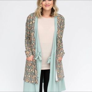 Agnes & Dora Floral Cardigan NWT Sz L